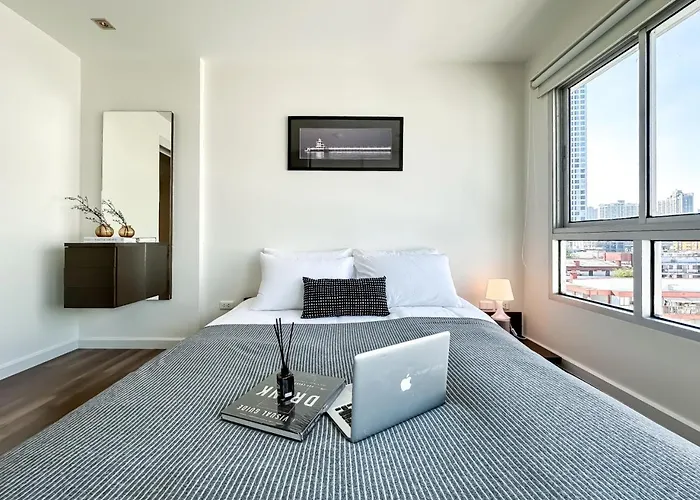 Contemporary Modern 1br - Ultra Fast Wifi - On Nut Apartamento Bangkok